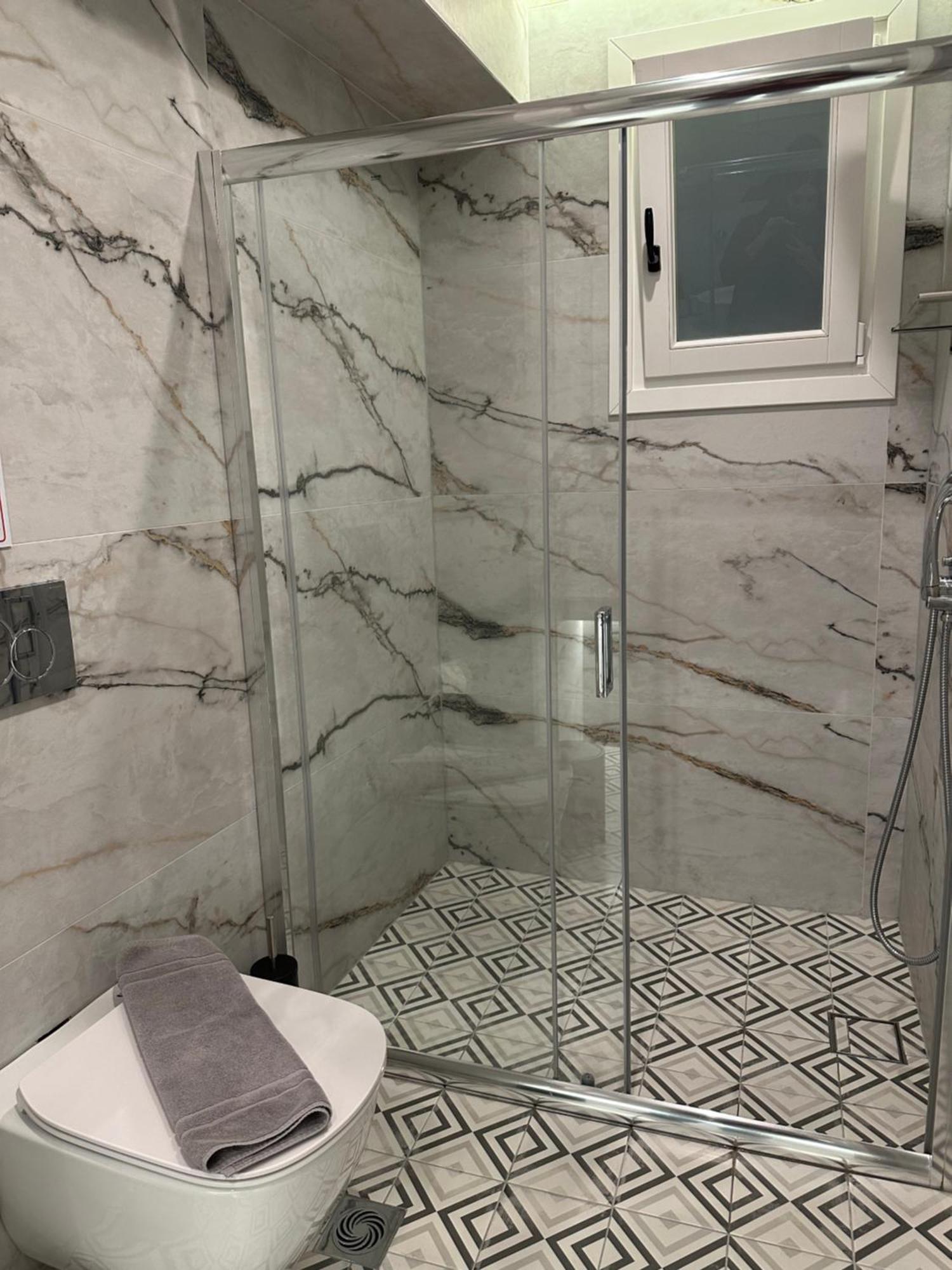 Belle Athenes - Luxury Rooms At Monastiraki Railway Station Esterno foto